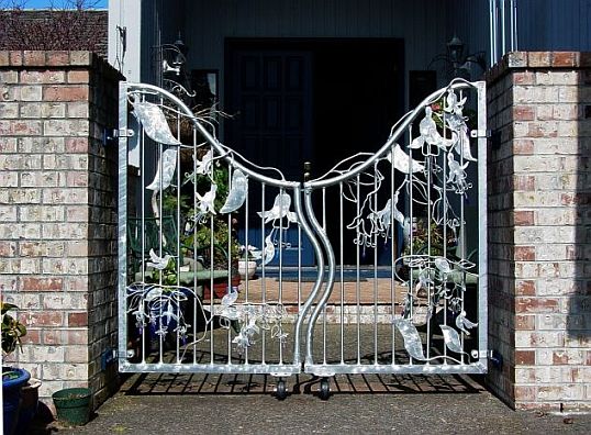 Decorative Gates #2y:'Fuchsias & Hummingbirds'.photo_front